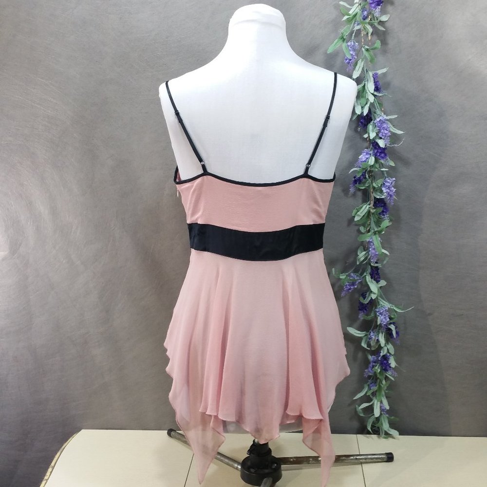 Bebe handkerchief style top SZ S. - Picture 3 of 8